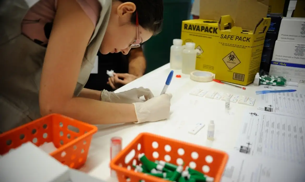 Estudo detalha panorama das hepatites virais no Brasil - Imagem do artigo original