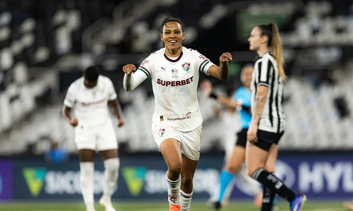 Fluminense Vence Botafogo no Brasileirão Feminino e Complica Rival - Imagem do artigo original