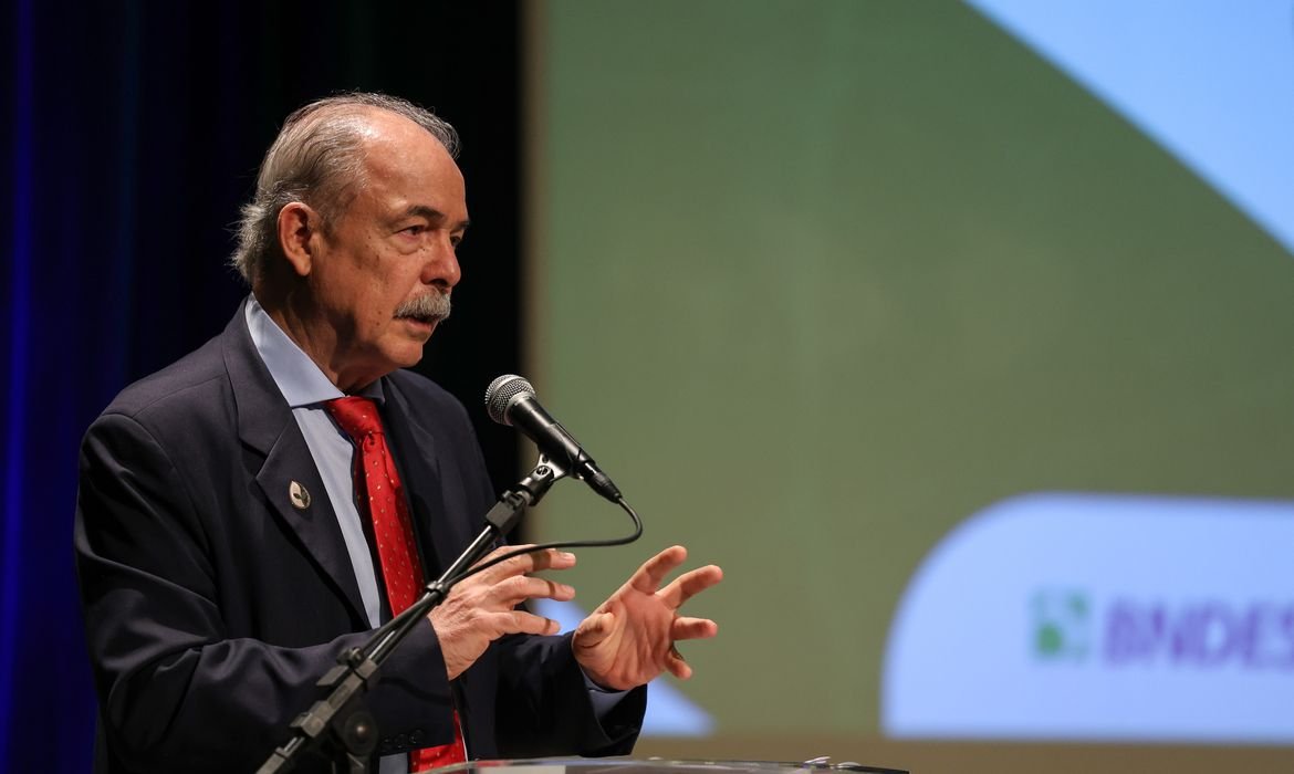 BNDES registra lucro recorde de R$ 9,2 bi no semestre - Imagem do artigo original