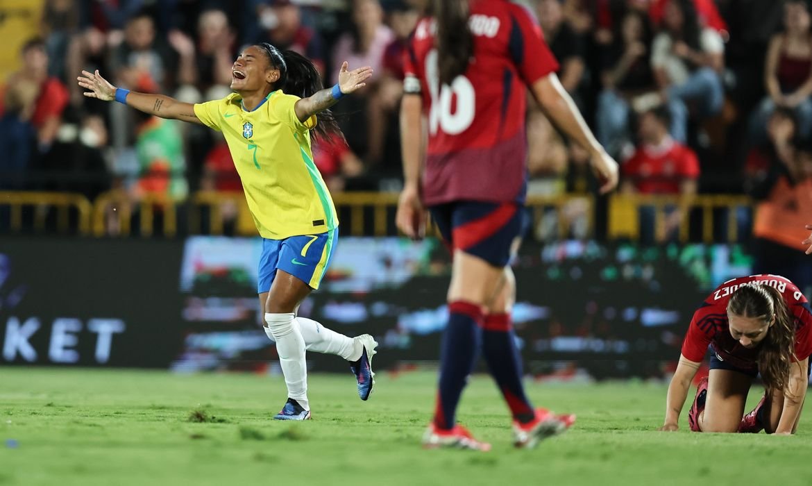 Câmara aprova PL que promove o futebol feminino no país - Imagem do artigo original