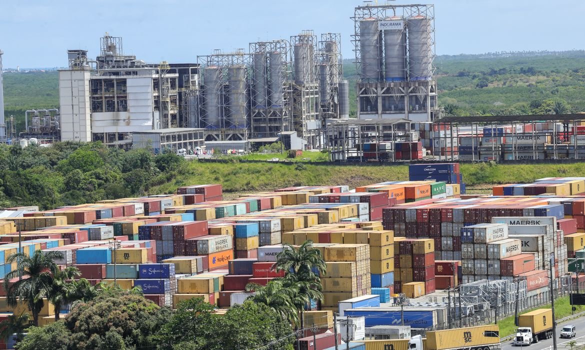 Amcham defende evitar reciprocidade contra tarifas dos EUA - Imagem do artigo original