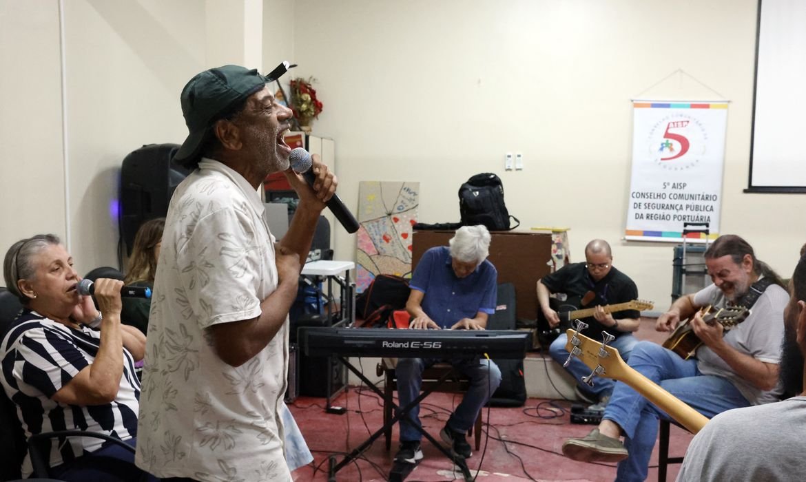 Grupo Harmonia Enlouquece lança novo álbum no CPRJ - Imagem do artigo original