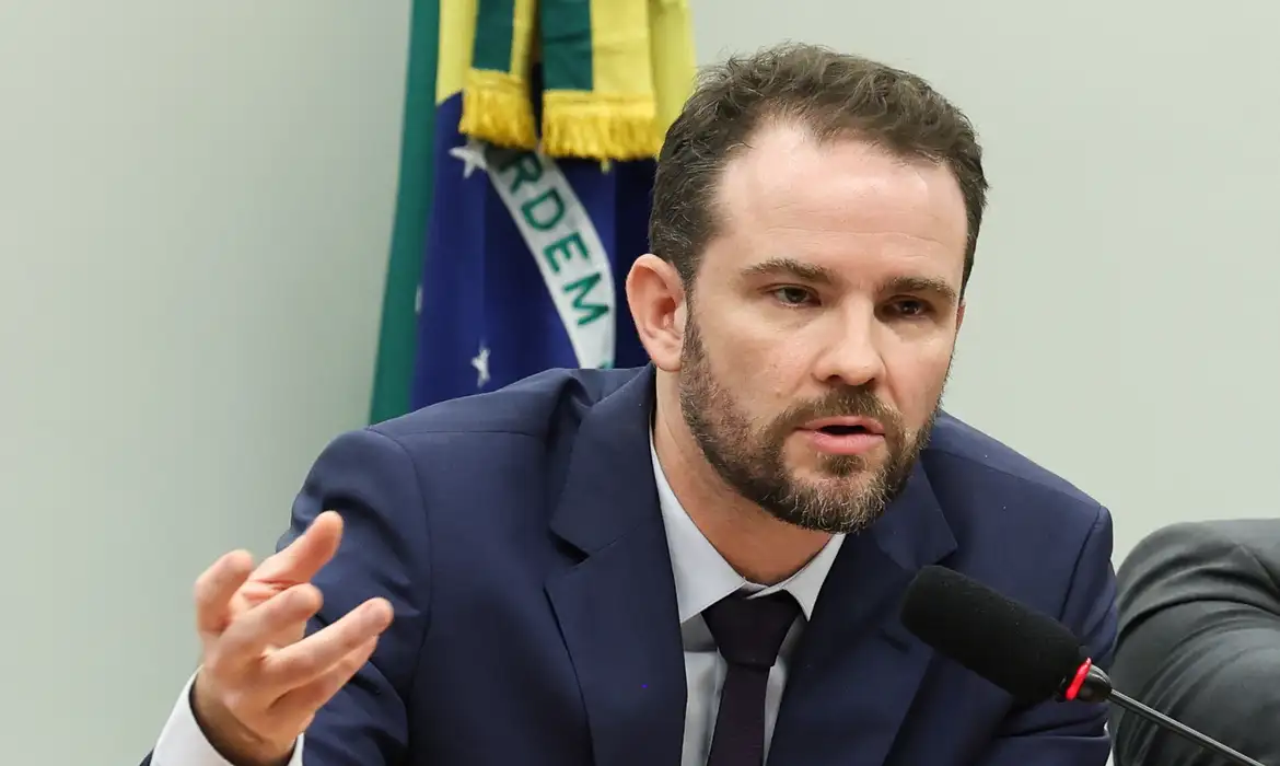 Dario Durigan: Brasil deve ampliar e diversificar comércio exterior - Imagem do artigo original