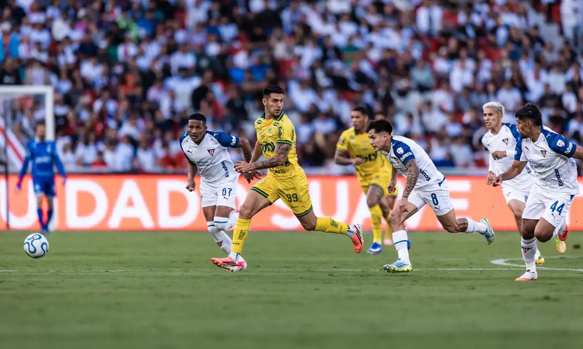 Libertadores: Mirassol cai e LDU enfrenta Palmeiras - Imagem do artigo original