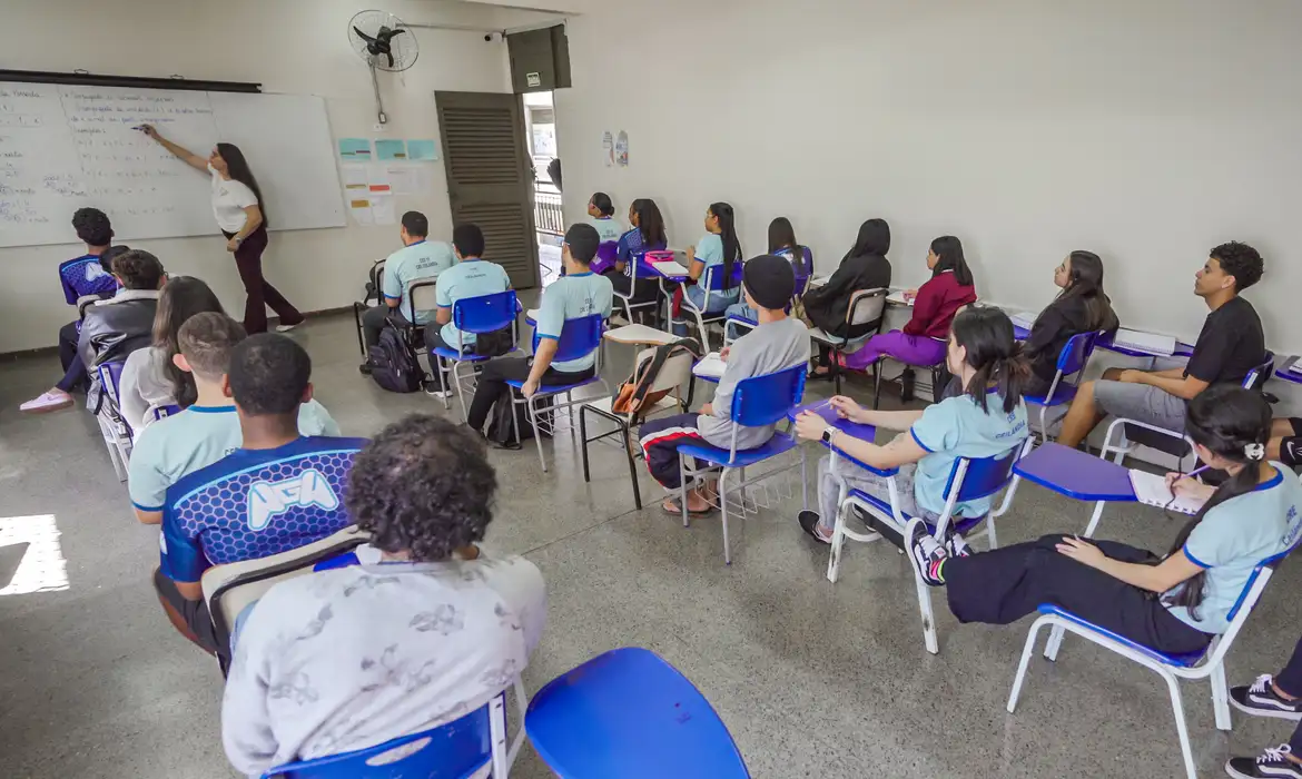 Pé-de-Meia Inicia Pagamento da 5ª Parcela de Frequência - Imagem do artigo original