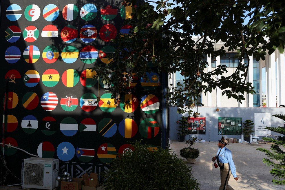 ONU Aprova Mapa que Revela o Verdadeiro Tamanho da África - Imagem do artigo original