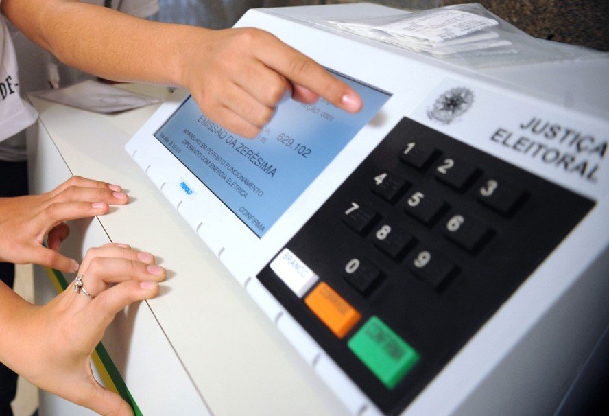 Eleições 2026: Salários e Benefícios dos Cargos em Disputa - Imagem do artigo original