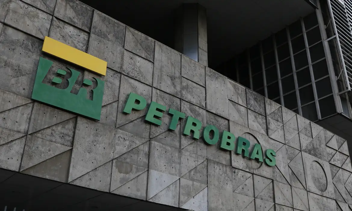 Petrobras Atinge Recorde de Valor de Mercado Pós-Descoberta - Imagem do artigo original