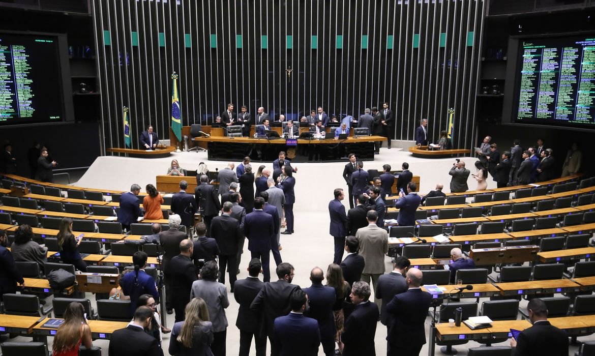 Mulheres Eleitas Congresso Nacional: Bancada Feminina Cresce em 2026 - Imagem do artigo original