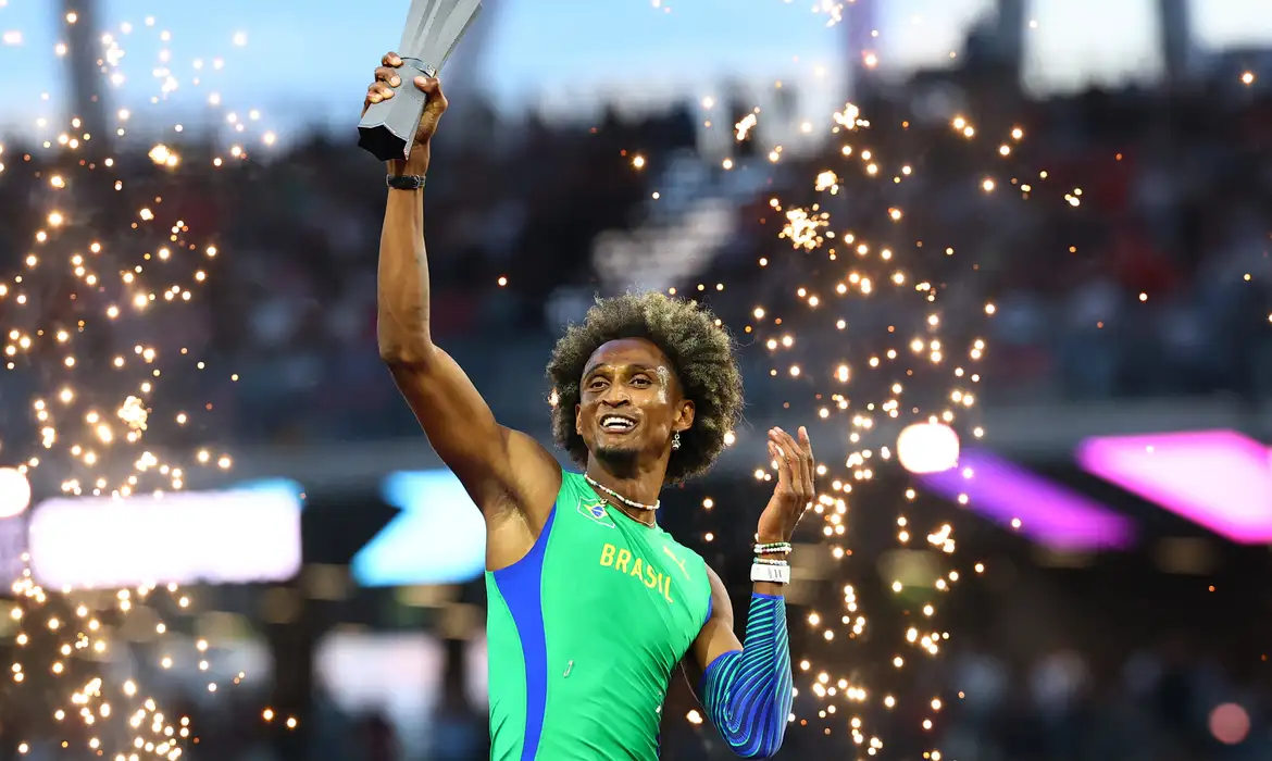 Alison dos Santos Concorre a Atleta do Ano da World Athletics - Imagem do artigo original