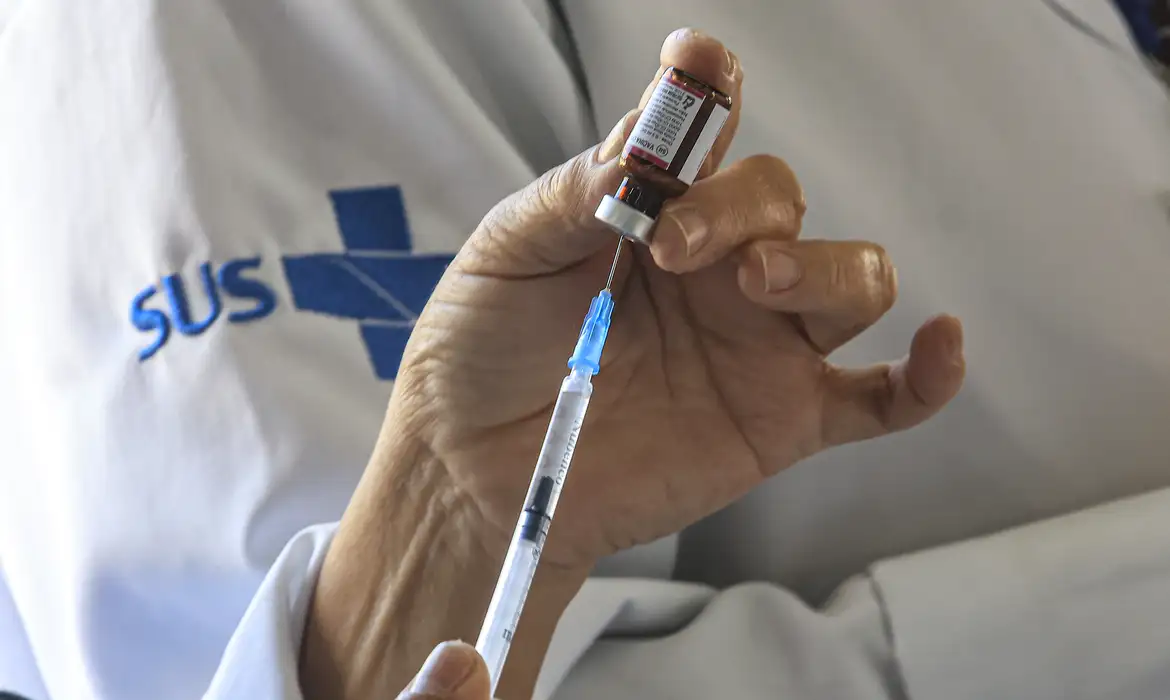 Vacina Meningite: Quatro Cidades do Rio Ofertam para até 24 Anos - Imagem do artigo original