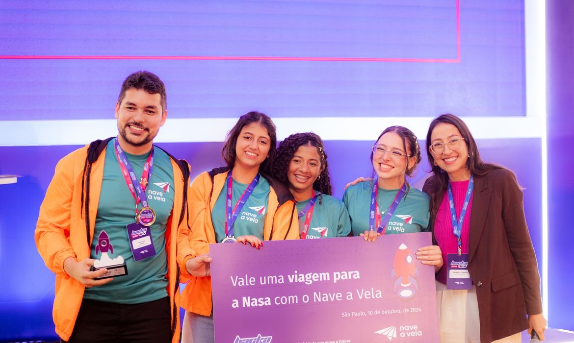 Estudantes criam plataforma para combater desinformação de IA - Imagem do artigo original