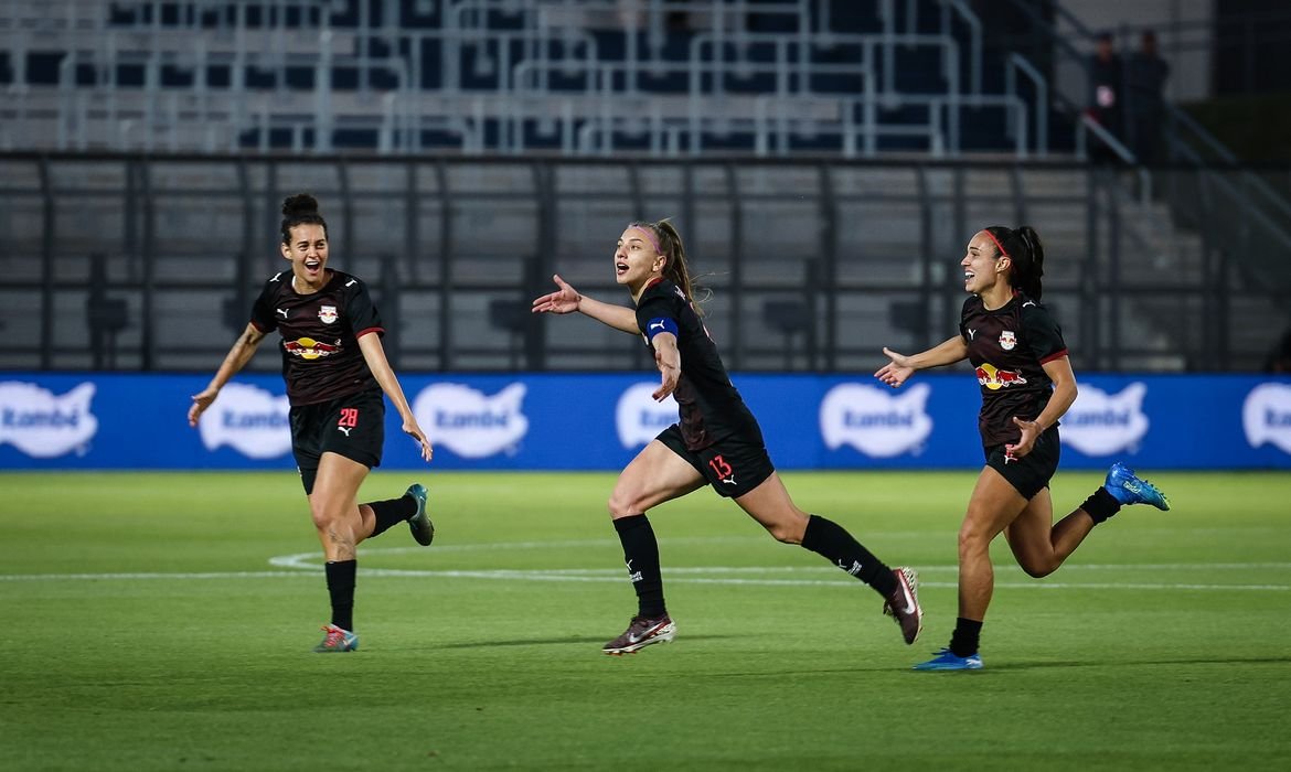 Copa do Brasil Feminina: Inter e Bragantino nas Semifinais - Imagem do artigo original