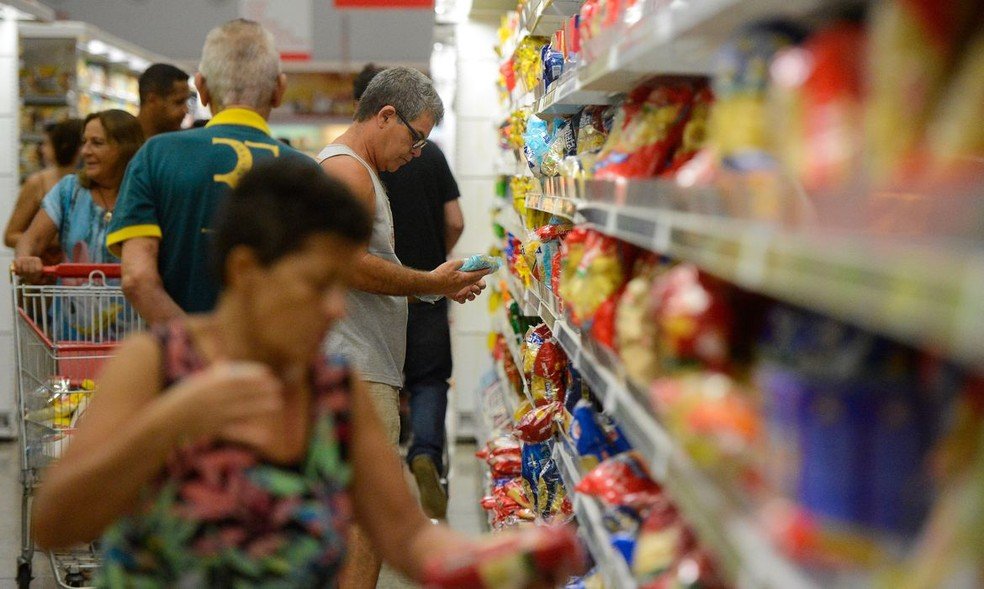Confiança do Consumidor Sobe em Outubro, Mas Perspectiva é Frágil - Imagem do artigo original